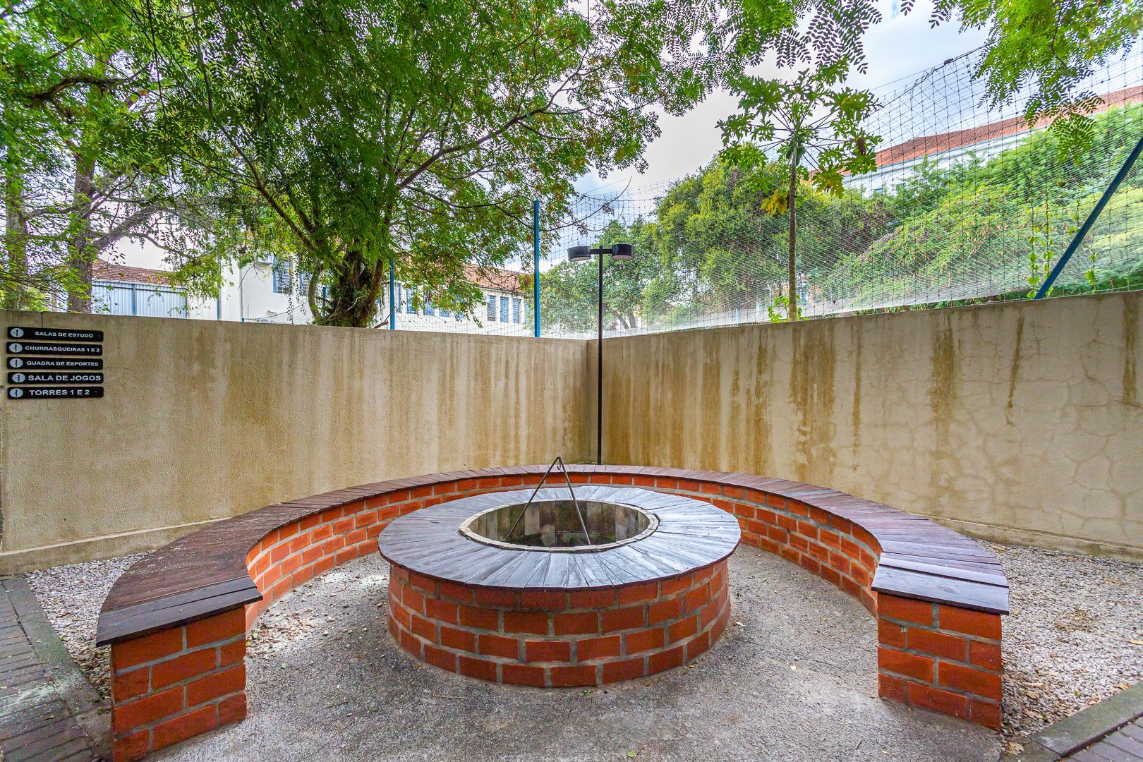 Apartamento no bairro Teresópolis de 2 dormitórios vaga infra DESOCUPADO — foto 26