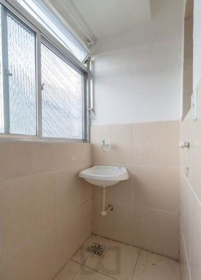 Apartamento no bairro Cavalhada de 1 dormitório — foto 15