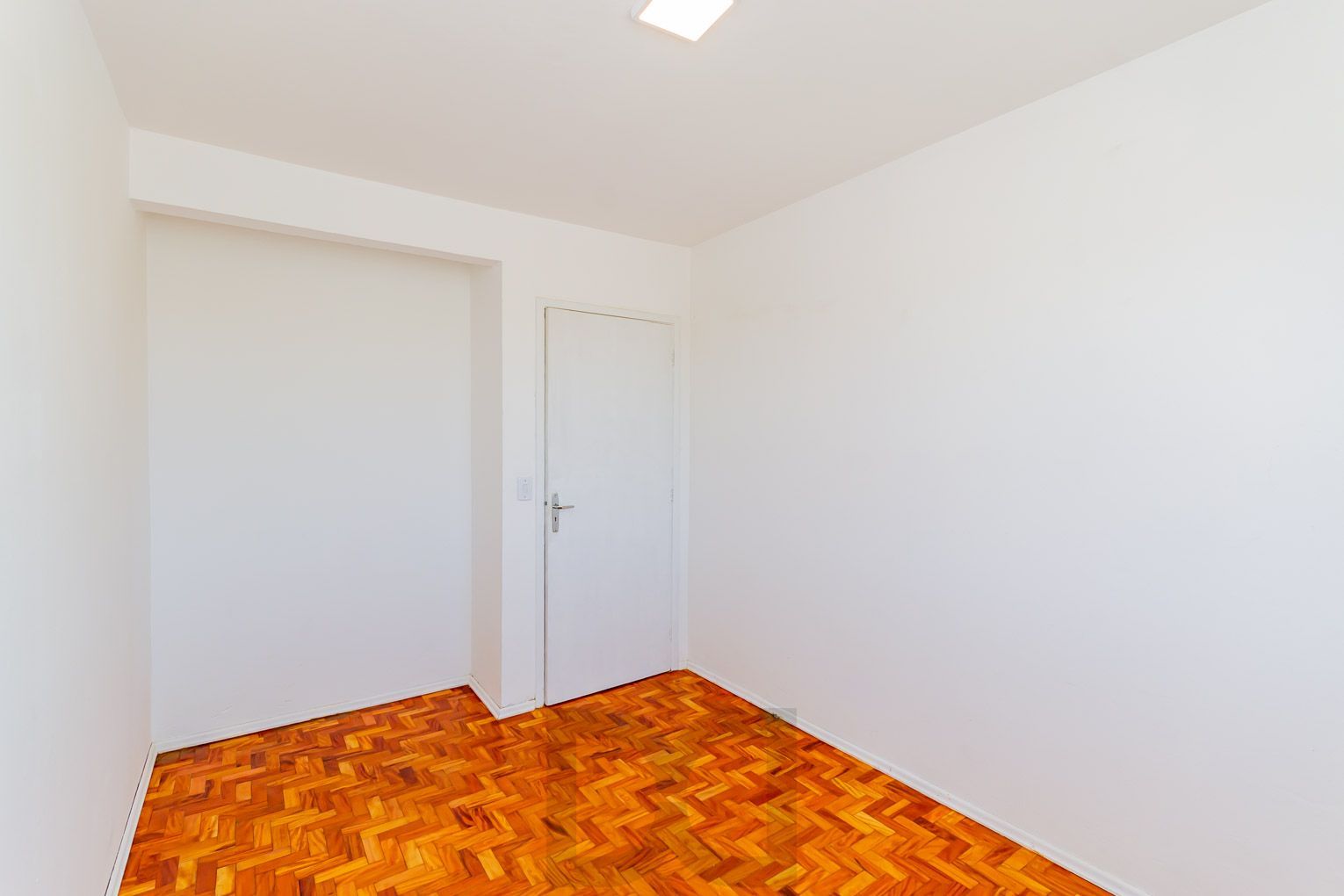 Apartamento de 3 dormitórios, **1 vaga - Cristal DESOCUPADO — foto 17