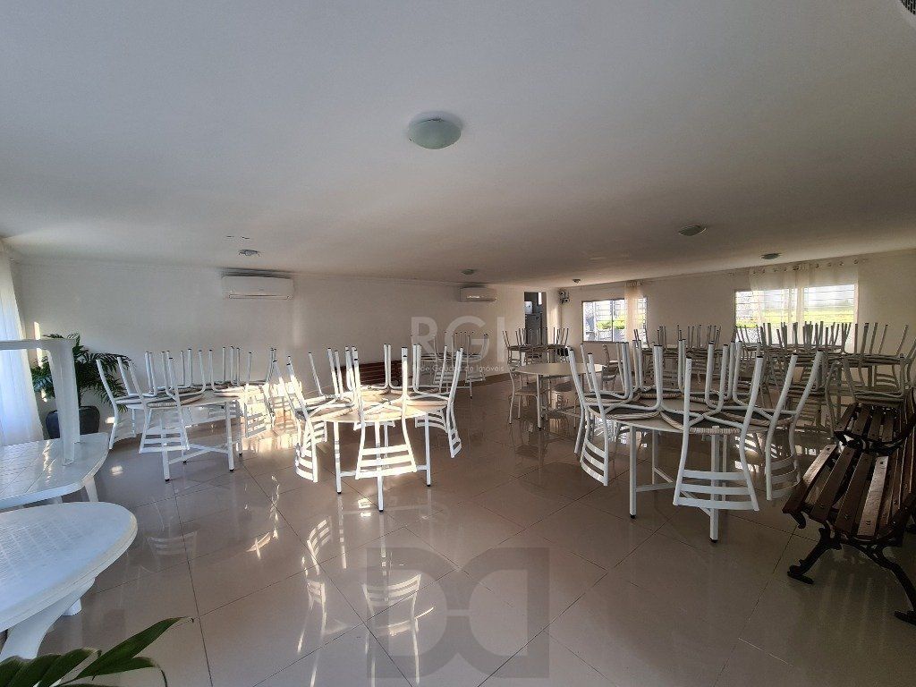Apartamento TÉRREO de 2 dormitórios vaga e infra DESOCUPADO — foto 22