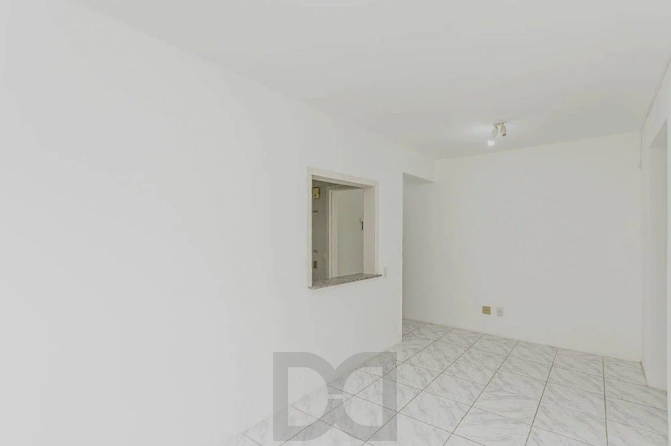 Apartamento no bairro Tristeza de 2 dormitórios DESOCUPADO — foto 5