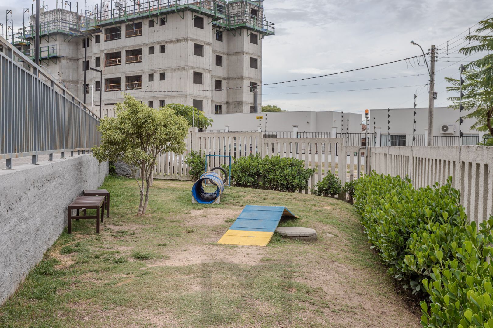 Apartamento no Sarandi de 2 dormitórios vaga e infra DESOCUPADO — foto 32