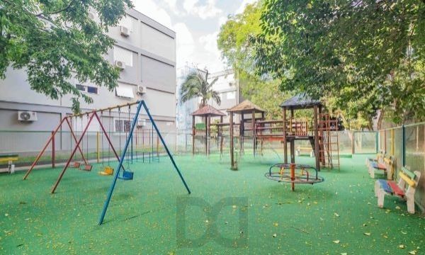 2 DORMITÓRIOS SEMI MOBILIADO COM VAGA, PRÓXIMO A CASSOL E O STRIP CENTER!!! — foto 26