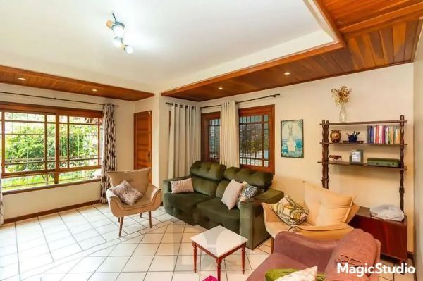 Casa sobrado a Venda de 5 Quartos, 1 Suite e 4 Vagas de Garagem com 235M²privt. — foto 1