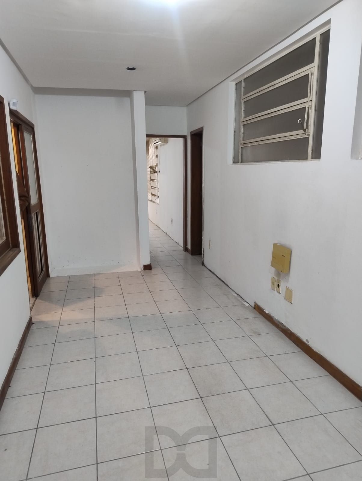 CASA MISTA COMERCIAL NO TÉRREO E RESIDENCIAL EM CIMA — foto 18