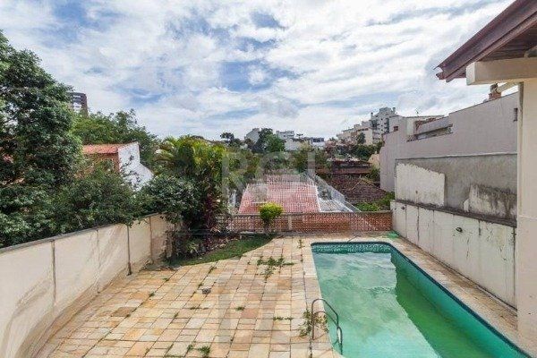Casa para Venda de 3 dormitórios 6 vagas no bairro Chácara das Pedras — foto 41