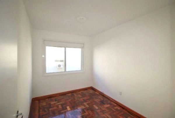 Apartamento no Jardim Leopoldina de 2 dormitórios reformado DESOCUPADO — foto 15