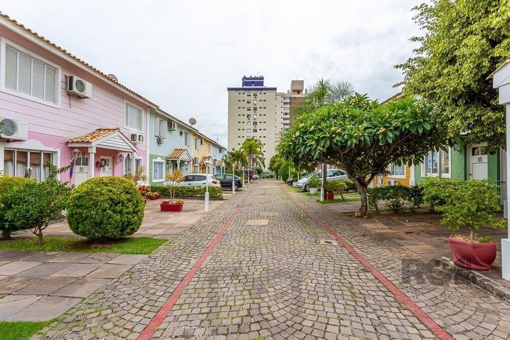 Casa em condomínio no Sarandi de 2d vaga e infra — foto 25