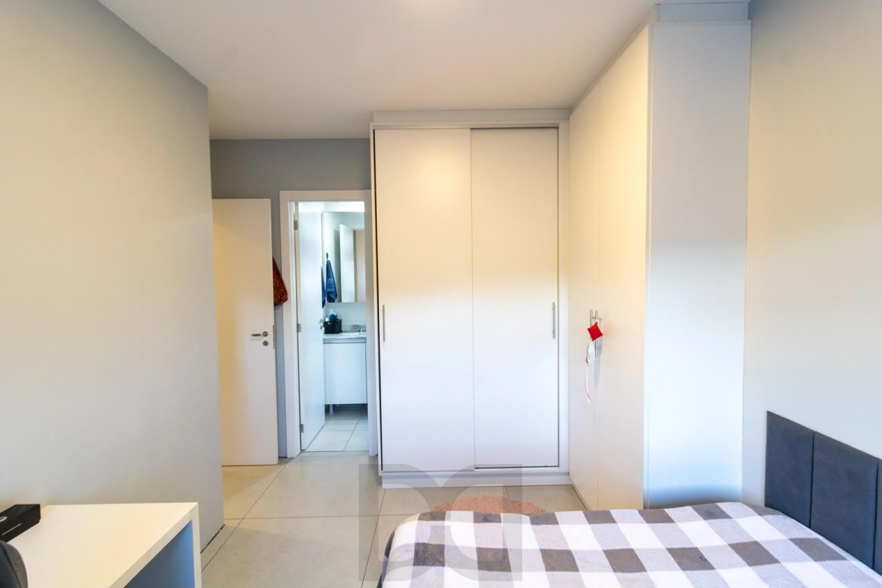 Apartamento no Partenon de 2 dormitórios vaga e infra — foto 22