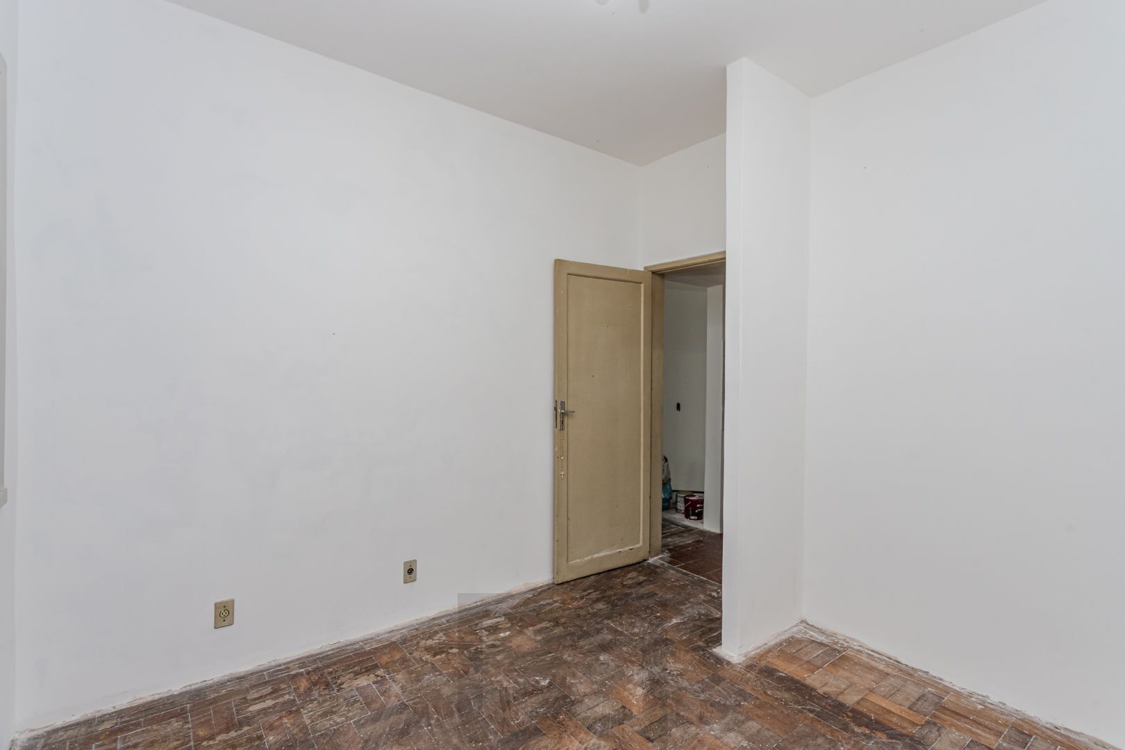 Apartamento no Menino Deus de 1 dormitório DESOCUPADO — foto 11