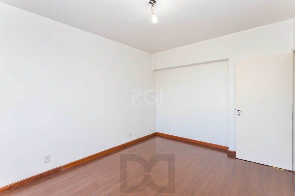 Apartamento no bairro Higienópolis com 190m² de 3 dormitórios e 2 vagas — foto 25