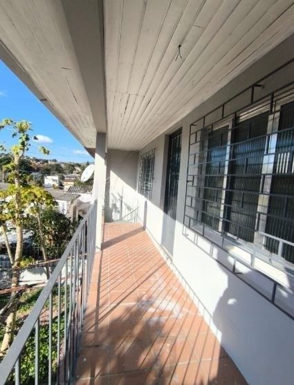 Casa sobrado no bairro Jardim do Salso DESOCUPADA — foto 18