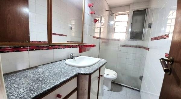 Apartamento na Cidade Baixa de 3 dormitórios e 1 vaga DESOCUPADO — foto 10