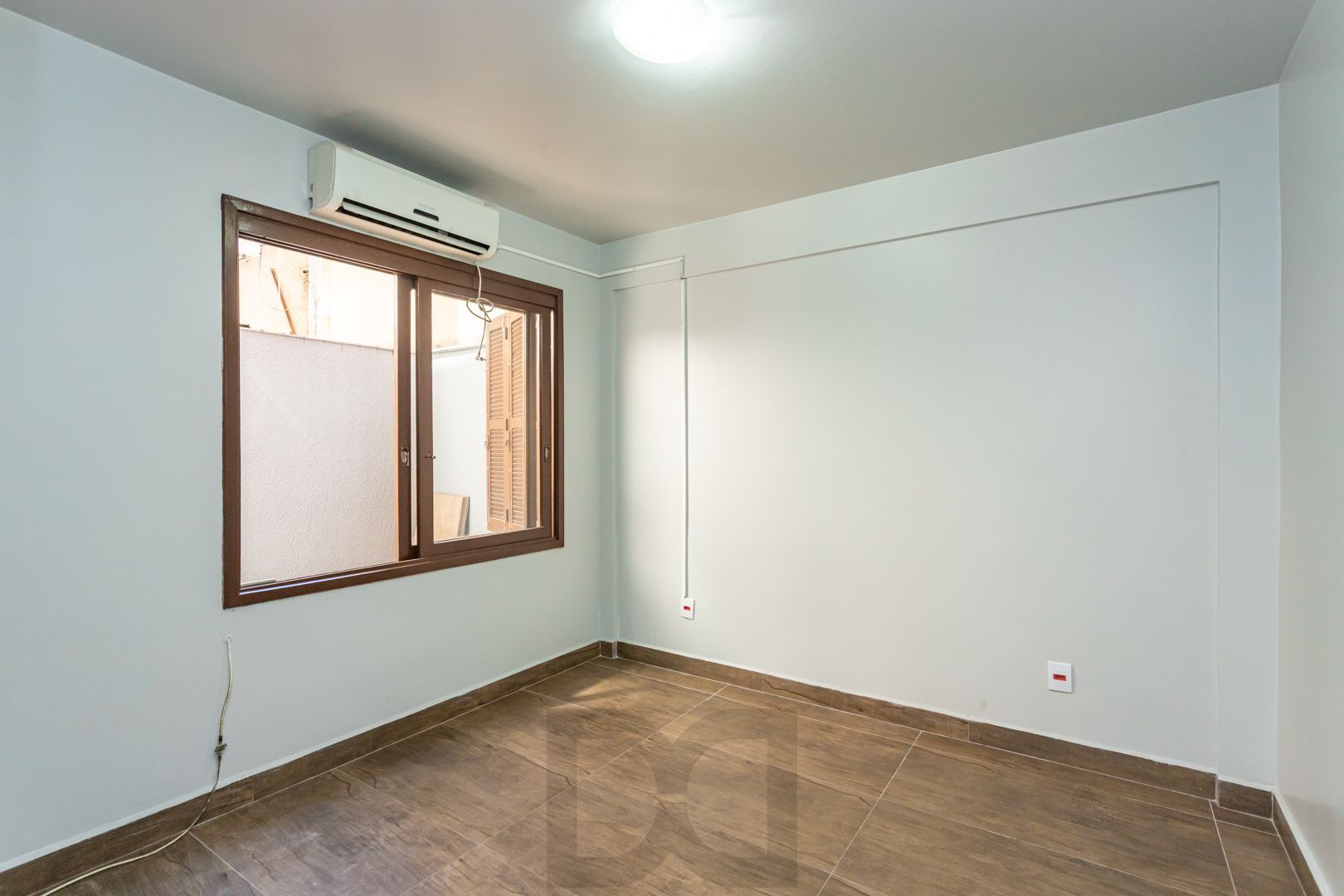 Apartamento Garden térreo no bairro Menino Deus de 1 dormitório DESOCUPADO — foto 10