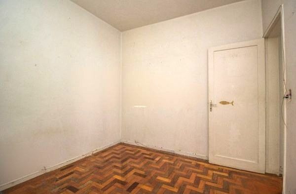 Apartamento de 3 dormitórios no bairro Santana DESOCUPADO — foto 7