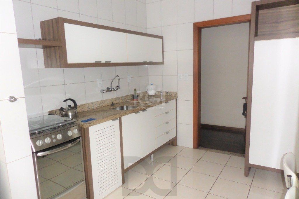 Apartamento 3 dormitórios Menino Deus Reformado e Desocupado — foto 18