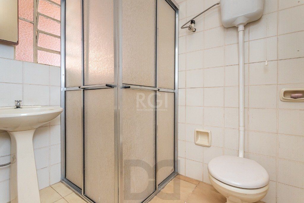 Casa sobrado no Partenon de 3 dormitórios e amplo pátio — foto 59