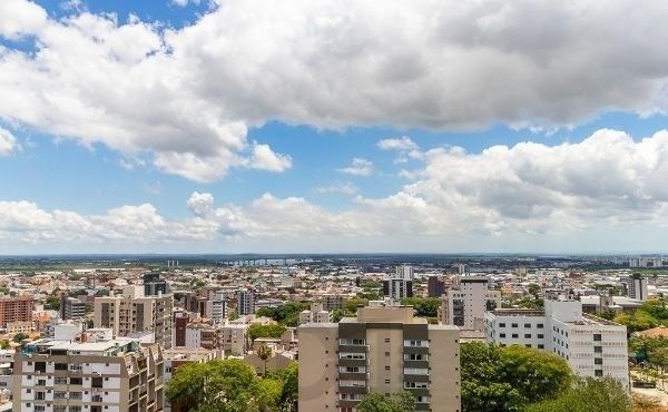 Apartamento no bairro Higienópolis de 2 dormitórios e 2 vagas — foto 10