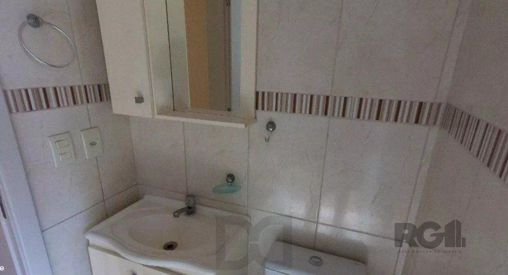 Venda 2 Dormitórios com Suíte — foto 16