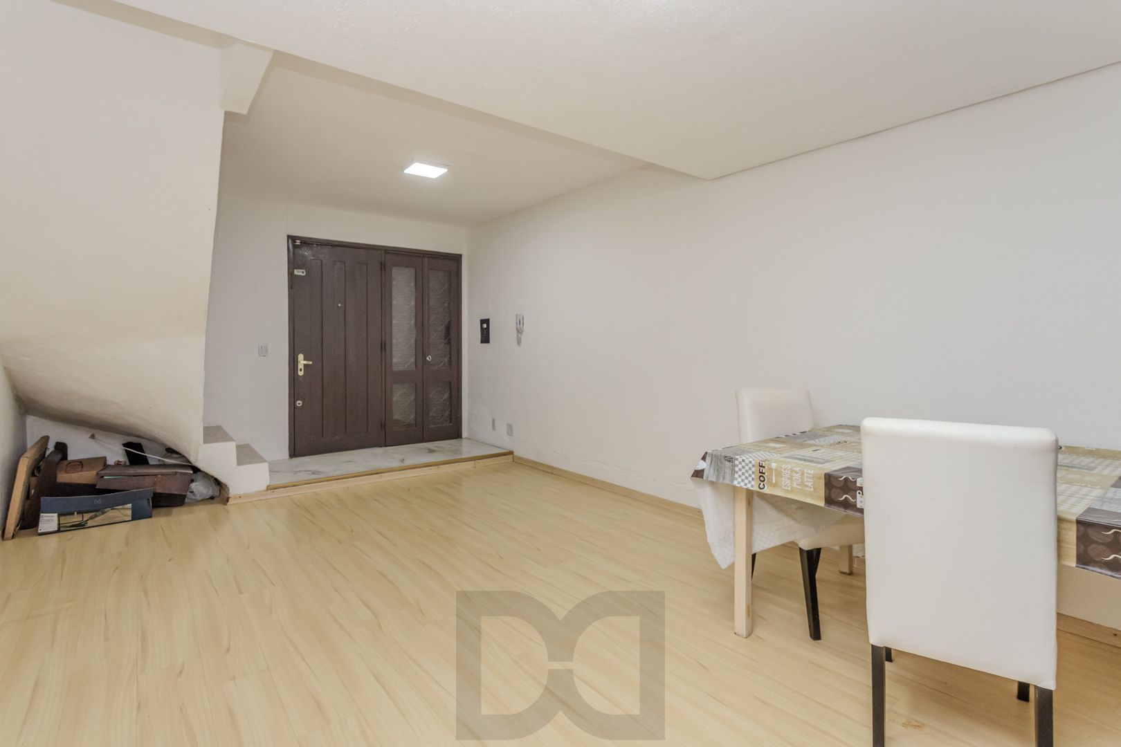 Casa em Condomínio no Jardim Ypu de 2 dormitórios e vaga DESOCUPADA — foto 5