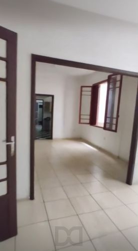 Apartamento no Centro de 3 dormitórios e dependência DESOCUPADO — foto 43