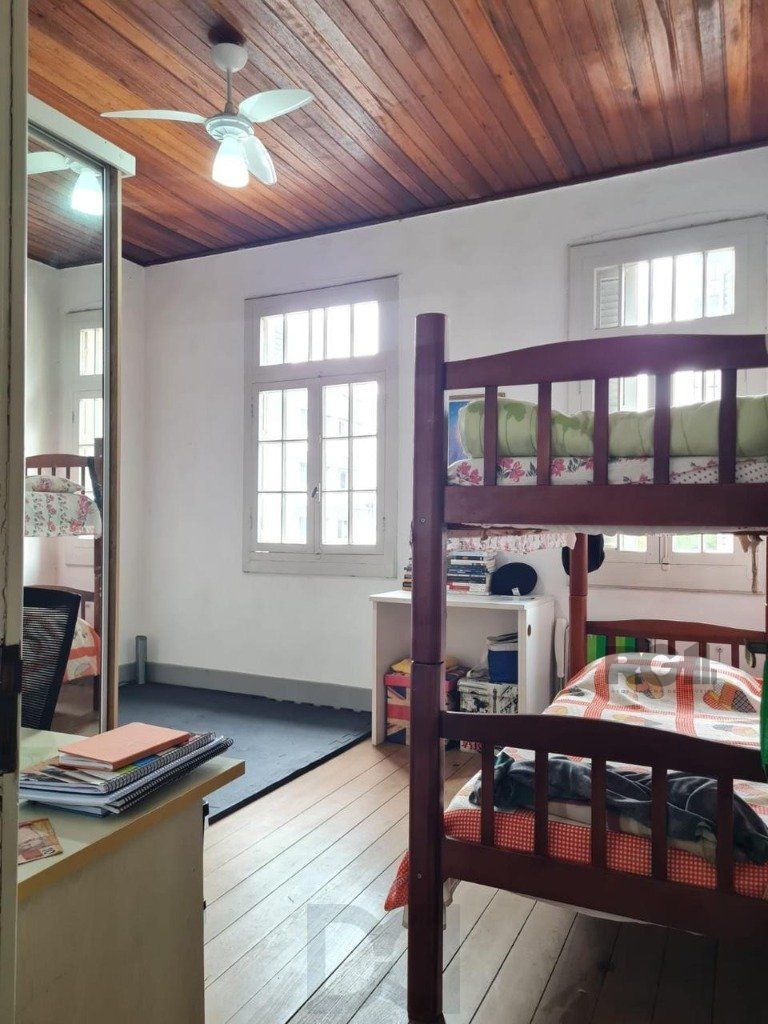 Casa sobrado no Centro de 4 dormitórios — foto 14