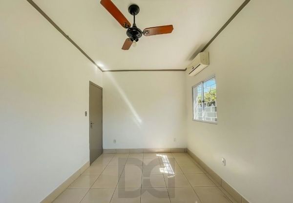 Casa no bairro Cavalhada de 3 dormitórios e 3 vagas — foto 10