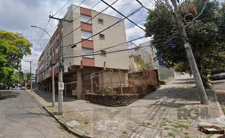 Apartamento no Petrópolis de 2 dormitórios e 2 vagas DESOCUPADO — foto 27