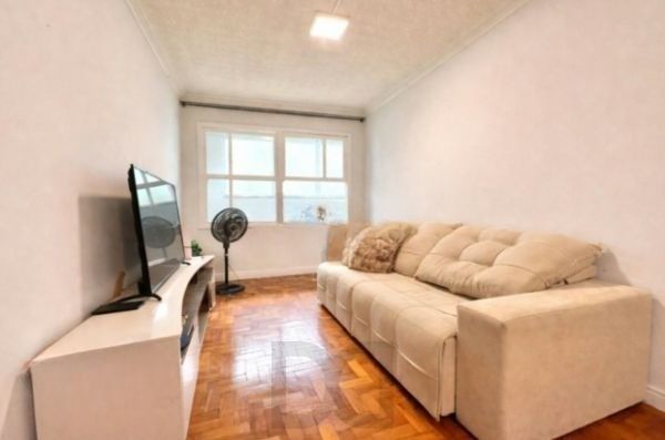 Apartamento no Passo D'areia de 2 dormitórios térreo — foto 2