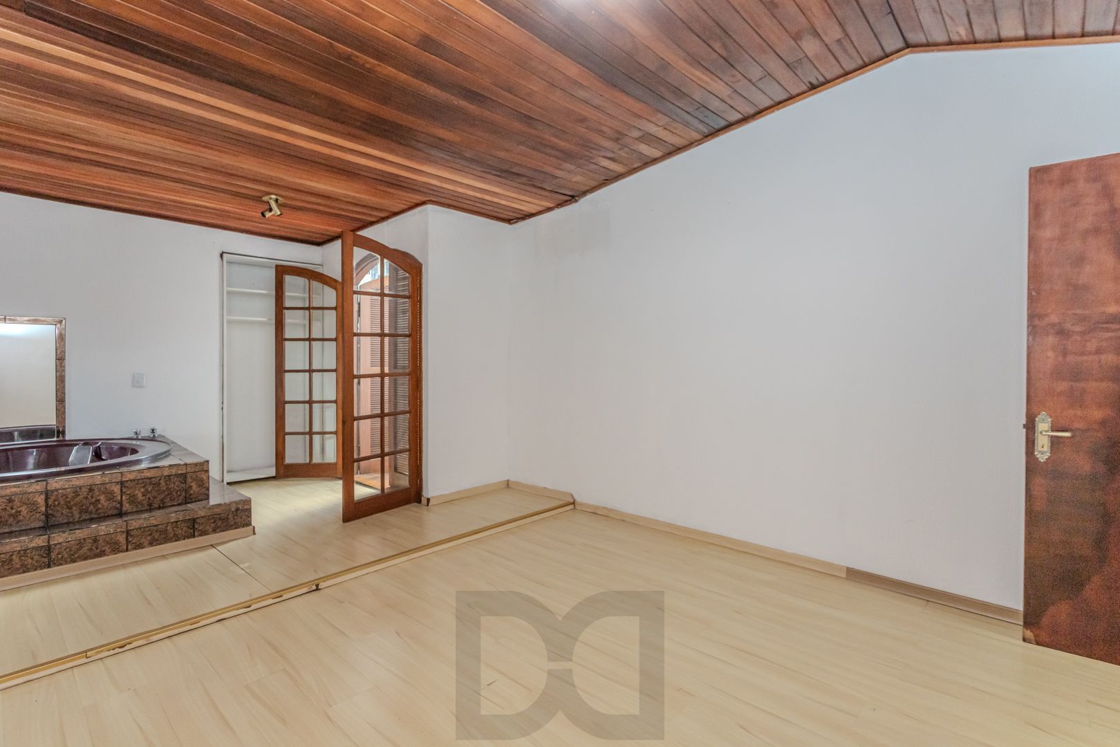 Casa em Condomínio no Jardim Ypu de 2 dormitórios e vaga DESOCUPADA — foto 17