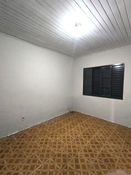 Casa sobrado no bairro Jardim do Salso DESOCUPADA — foto 7