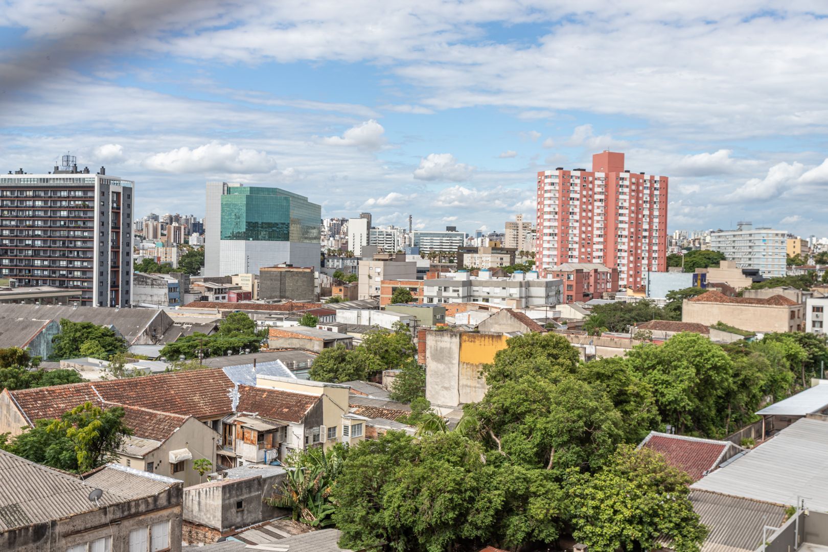 Apartamento 02 dormit com suíte e 01 vaga, no bairro Azenha, em Porto Alegre. — foto 24