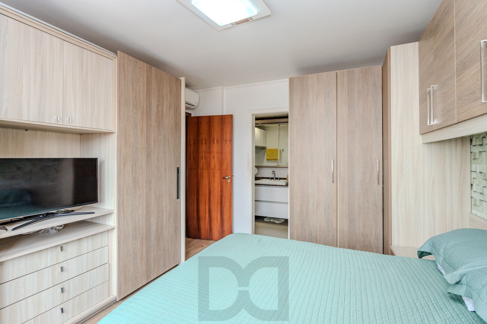 Apartamento no bairro Menino Deus de 4 dormitórios e vaga — foto 13