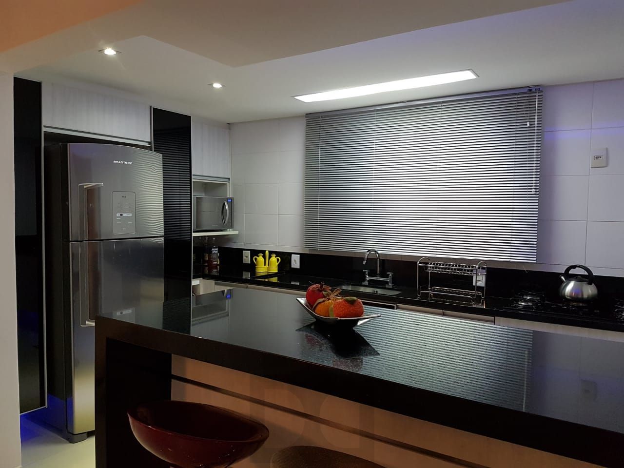 Apartamento 2 dormitórios todo mobiliado Jardim Planalto — foto 6