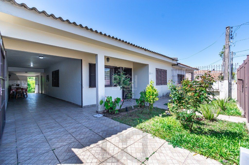 Casa de 3 dormitórios, 3 vagas no bairro Vila Ipiranga — foto 1