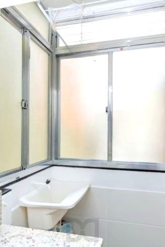 Apartamento no Centro de 1 dormitório semi mobiliado e REFORMADO — foto 19