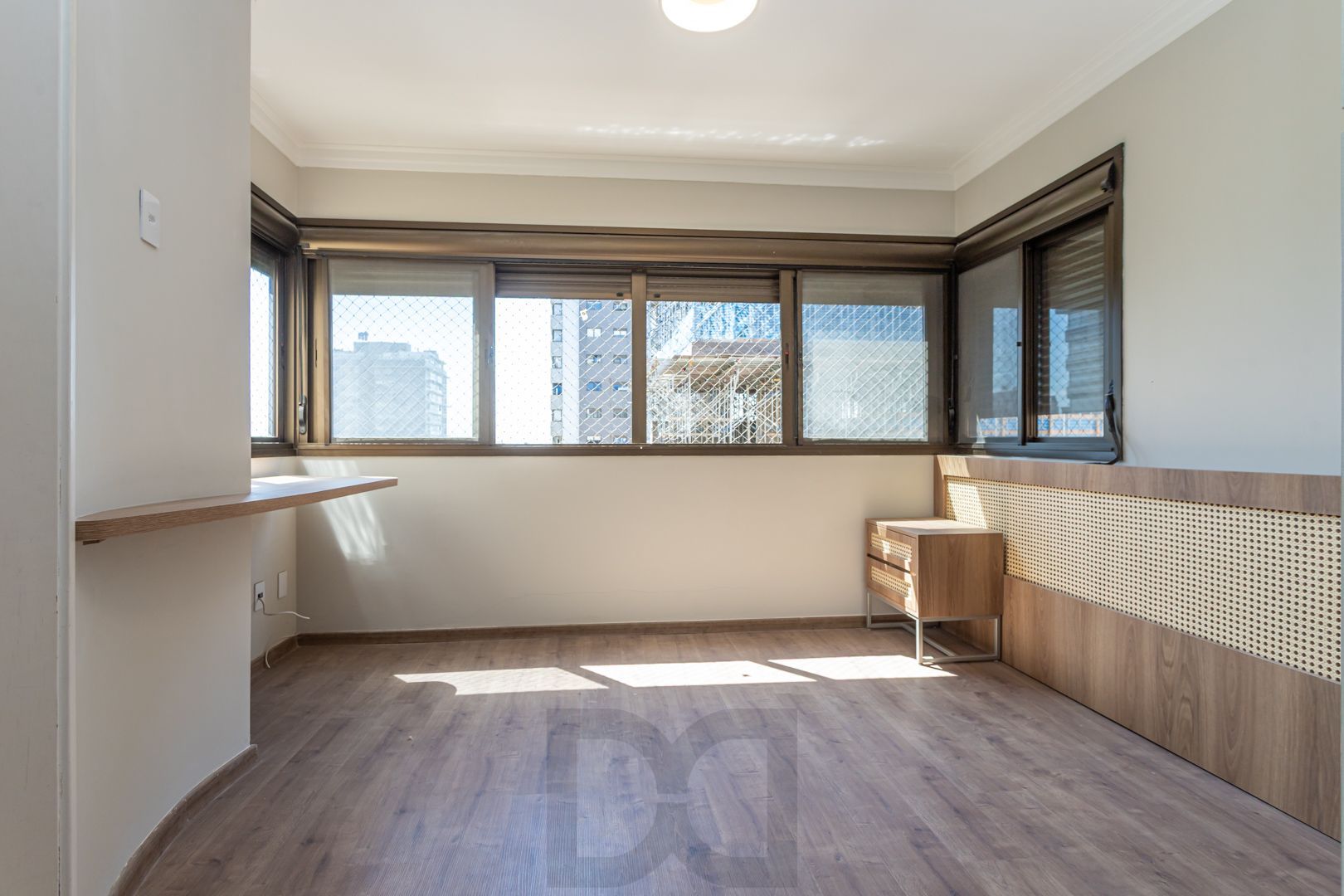 Apartamento no bairro Mont Serrat de 2 suítes e 2 vagas DESOCUPADO — foto 4
