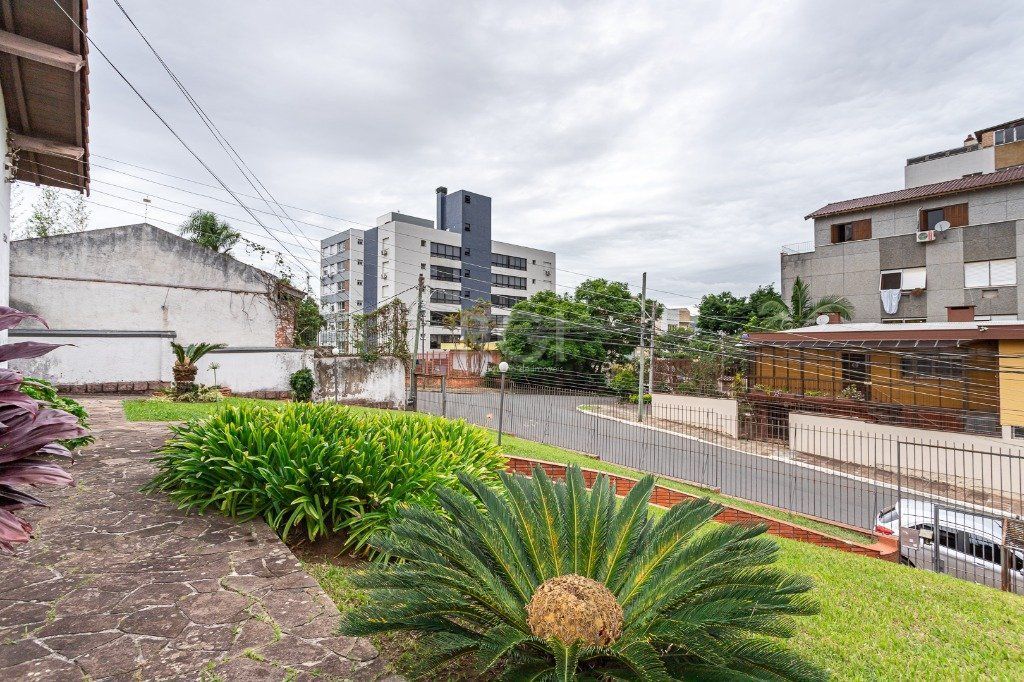 Casa no bairro Petrópolis de 3 dormitórios — foto 43