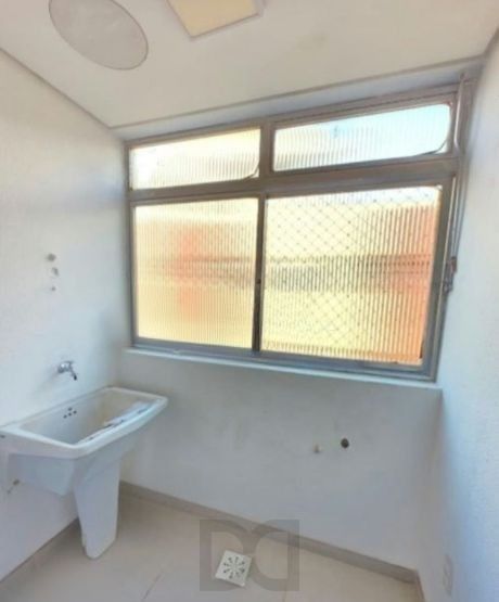 Apartamento no bairro Higienópolis de 1 dormitório e vaga DESOCUPADO — foto 16