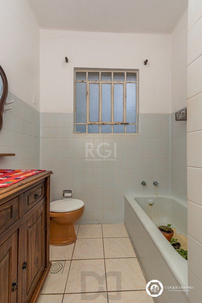 Casa para Venda de 3 dormitórios, no bairro Petrópolis — foto 16