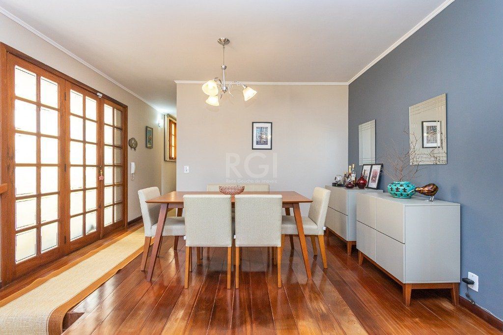 Casa no bairro Petrópolis de 3 dormitórios — foto 8