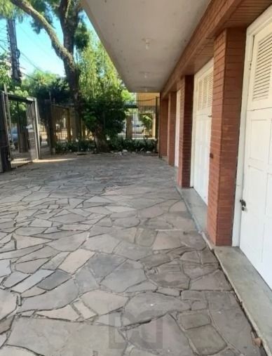 Apartamento de 2 dormitórios térreo DESOCUPADO no bairro Praia de Belas — foto 14