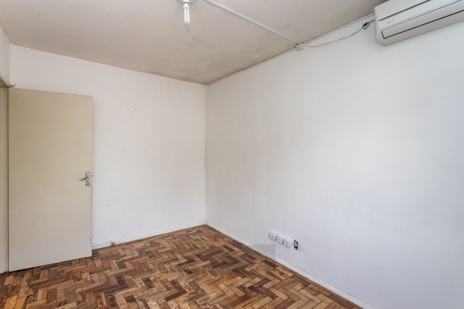 Apartamento no Humaitá de 2 dormitórios DESOCUPADO — foto 16