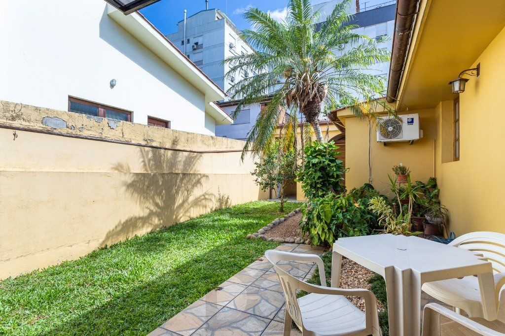 Casa no bairro Petrópolis de 3 dormitórios — foto 35