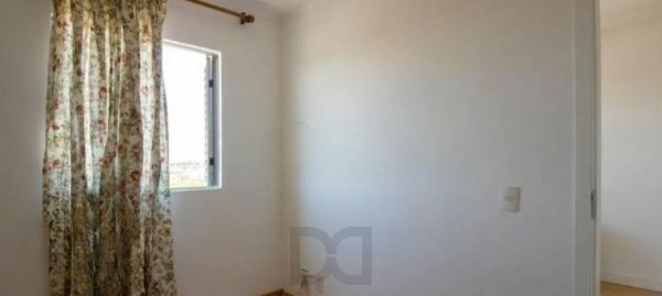Apartamento no Sarandi de 2 dormitórios e vaga semi mobiliado DESOCUPADO — foto 10