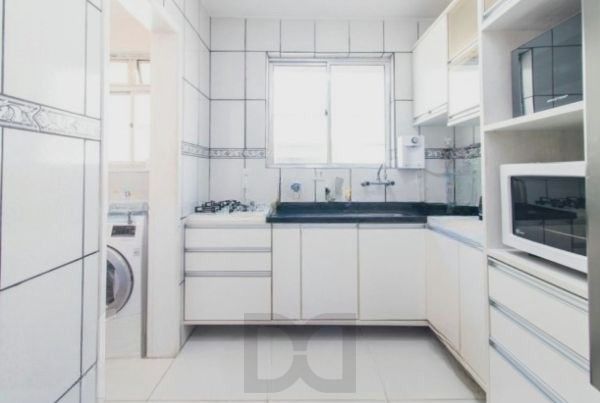 Apartamento no bairro Santana de 2 dormitórios e vaga DESOCUPADO — foto 13