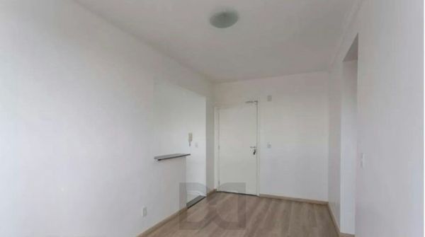 Apartamento no bairro Nonoai de 2 dormitórios e vaga — foto 3