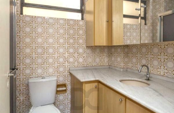 Apartamento no Centro de 1 dormitório DESOCUPADO — foto 8