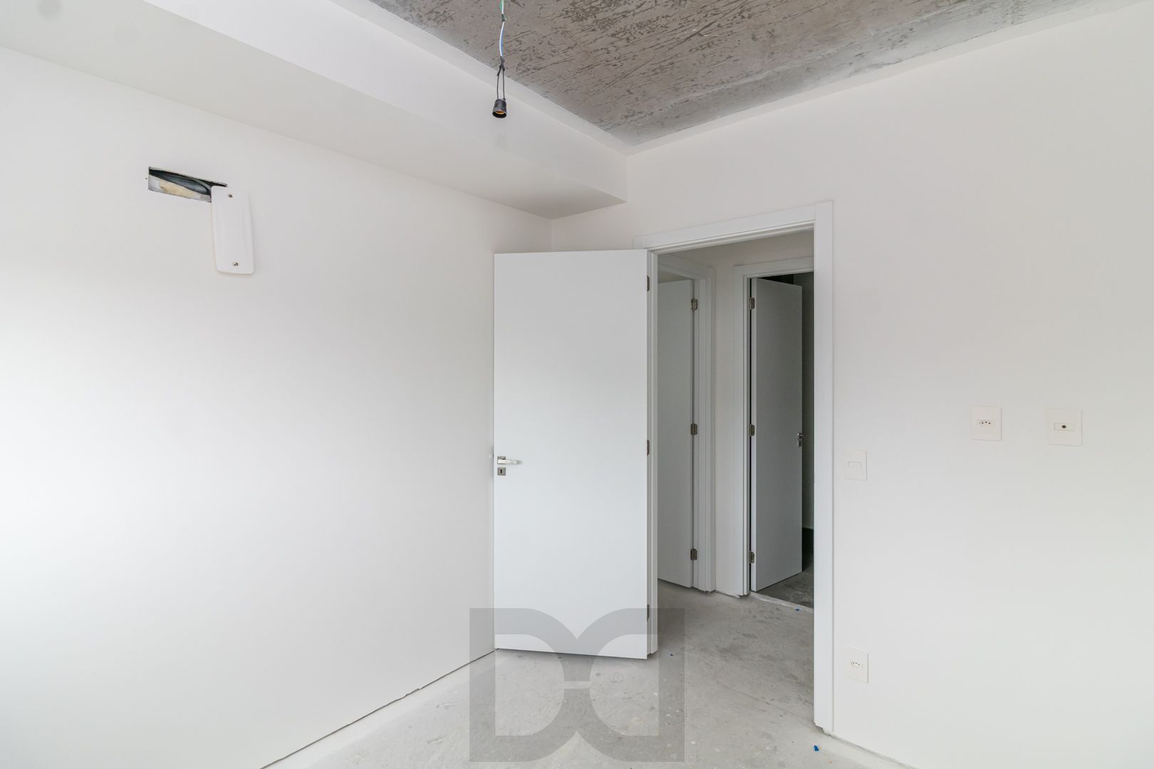 Apartamento no Go Cidade Baixa de 2 dormitórios vaga e infra  DESOCUPADO — foto 18