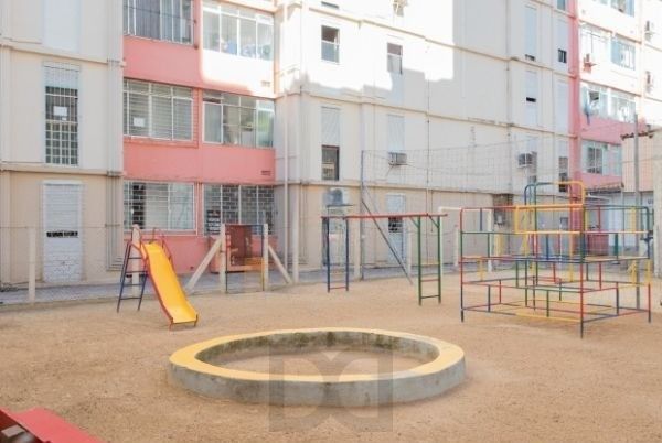 Apartamento no Humaitá de 2 dormitórios semi mobiliado — foto 19